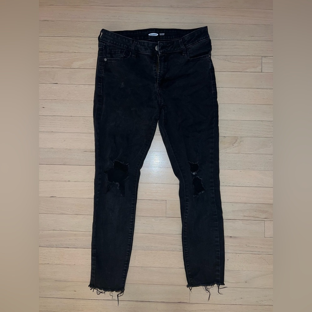 Old Navy Rockstar Jeans Size 10 Black Ripped